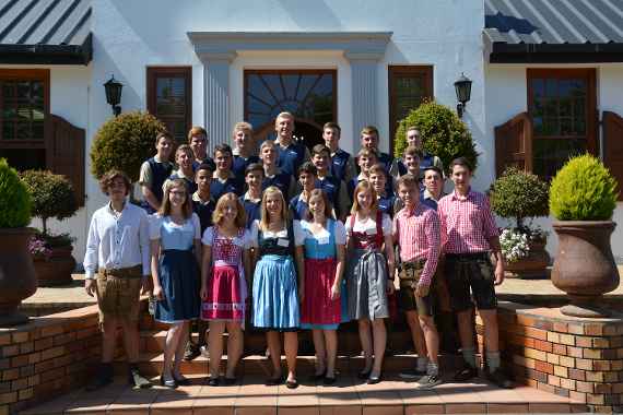 Im Zuge eines Schüleraustauschprogramms verbrachten vier Schülerinnen und eine Lehrperson die ersten zwei Schulwochen in Südafrika.