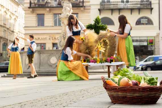 Erntedankfest „Österreich in seiner Vielfalt“, HBLA Elmberg ...