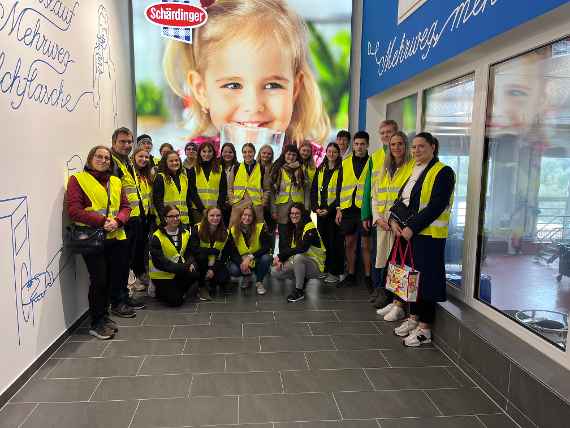 Besuch der Elmberg-Delegation bei Berglandmilch in Aschbach
