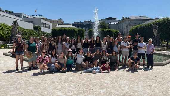 Gruppenfoto von der Exkursion nach Salzburg