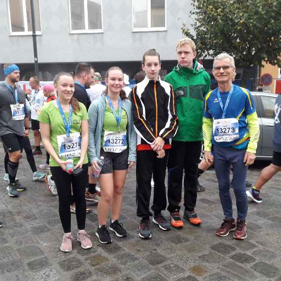 Das Team der HBLA Elmberg beim Linz-Marathon